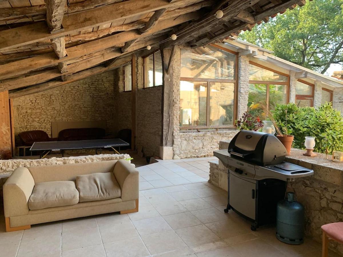 Country Villa For 19 Pool Cinema Football Pitch Verteillac Exterior foto