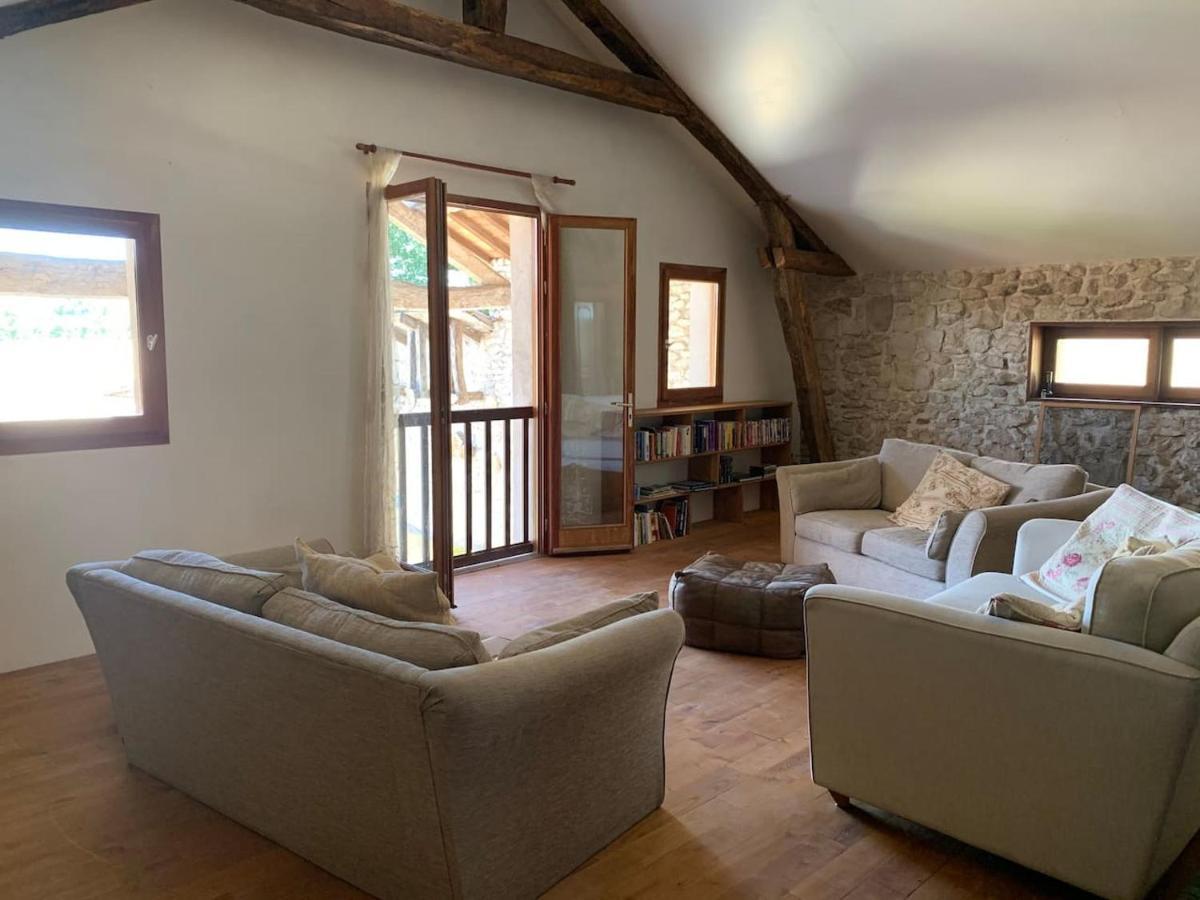 Country Villa For 19 Pool Cinema Football Pitch Verteillac Exterior foto