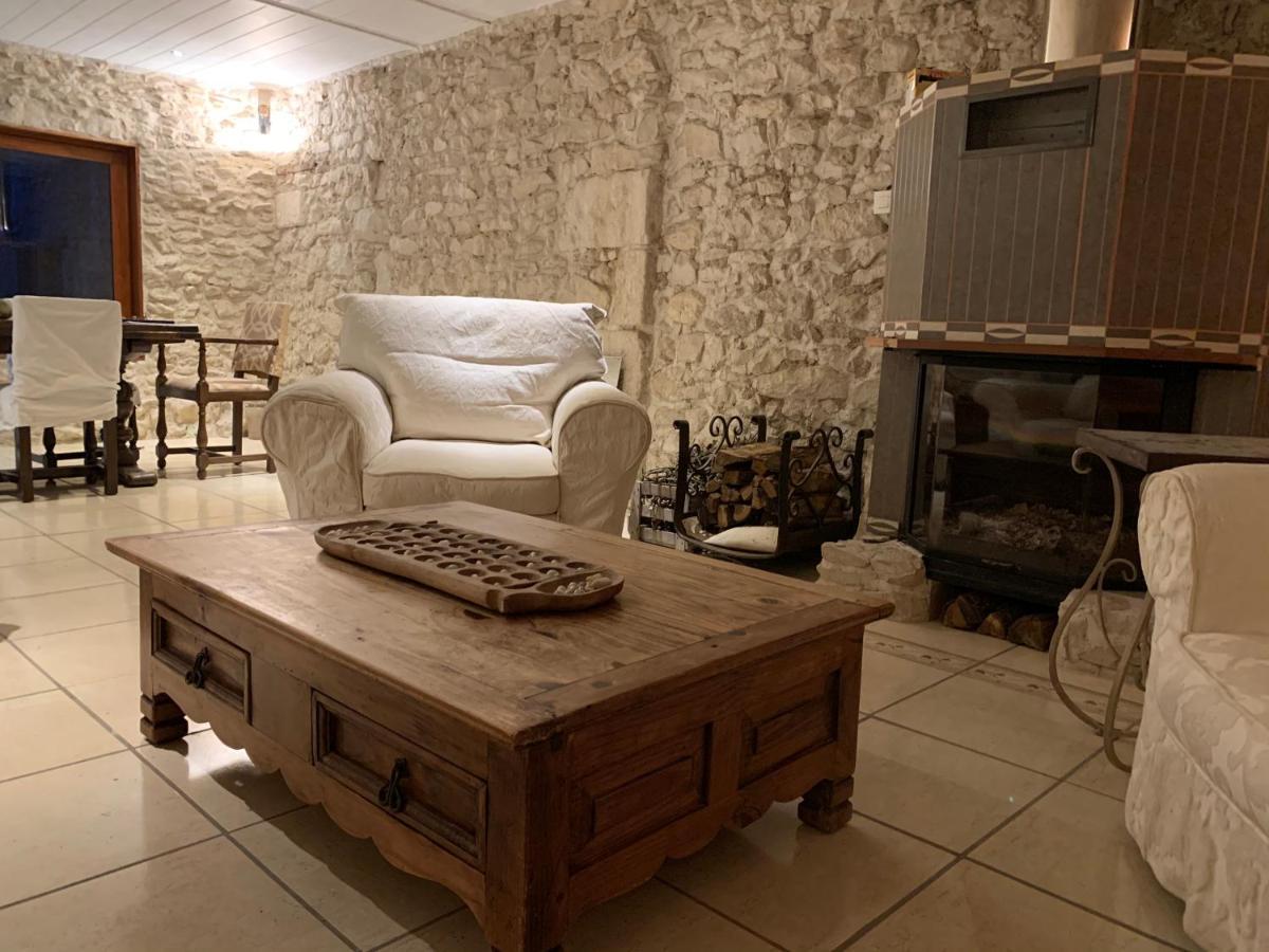 Country Villa For 19 Pool Cinema Football Pitch Verteillac Exterior foto