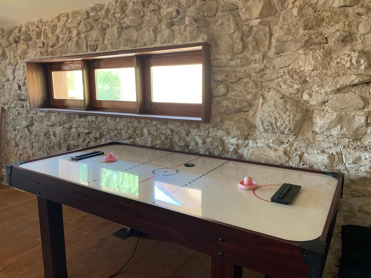 Country Villa For 19 Pool Cinema Football Pitch Verteillac Exterior foto