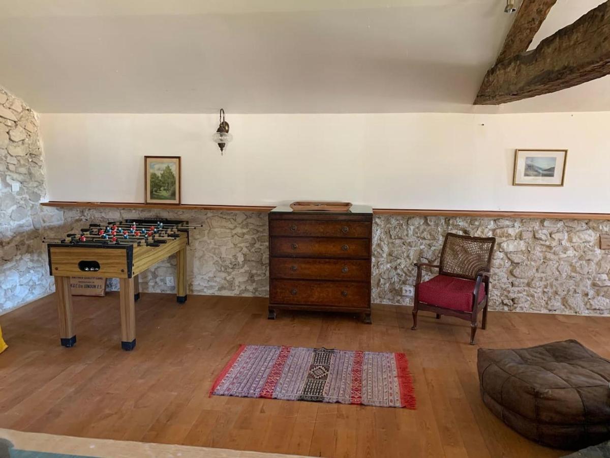 Country Villa For 19 Pool Cinema Football Pitch Verteillac Exterior foto